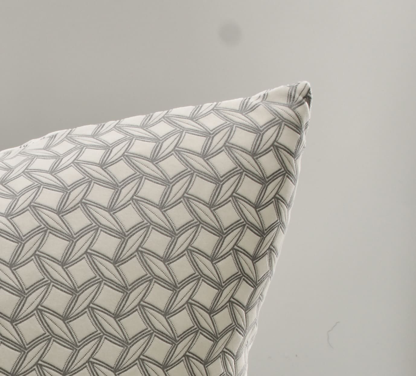 Modern Atelier - Image 2